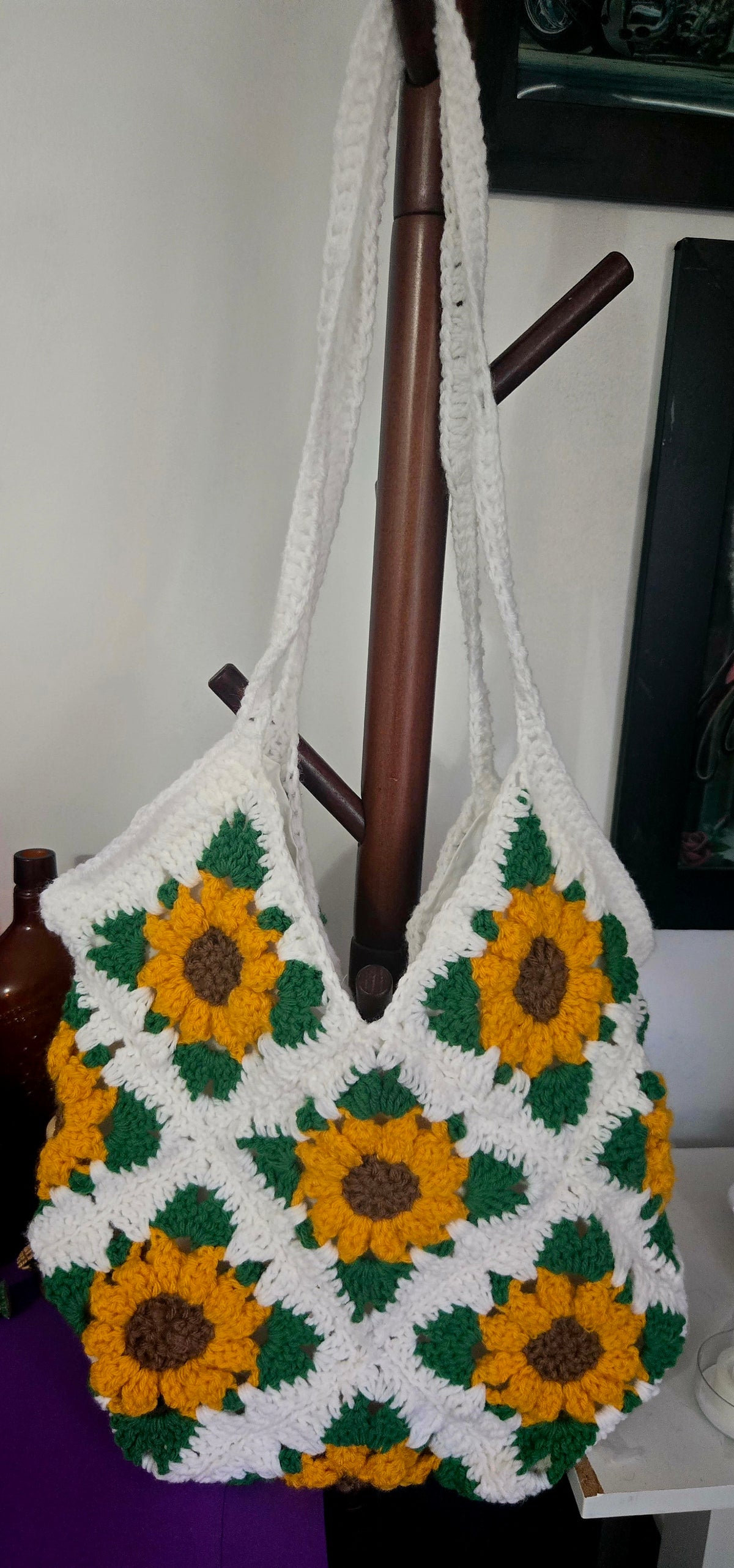 Vibrant Sunflower Field (Crocheted Shoulder Bag)
