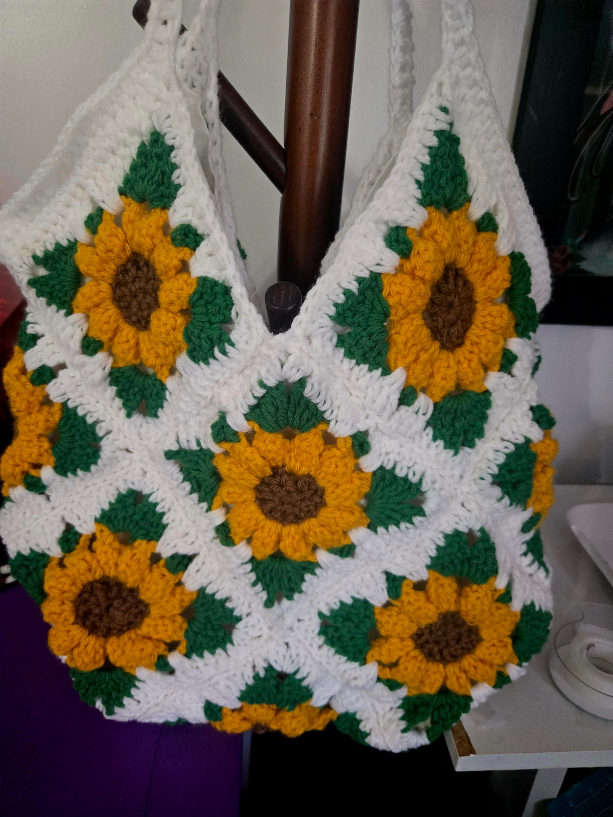 Vibrant Sunflower Field (Crocheted Shoulder Bag)