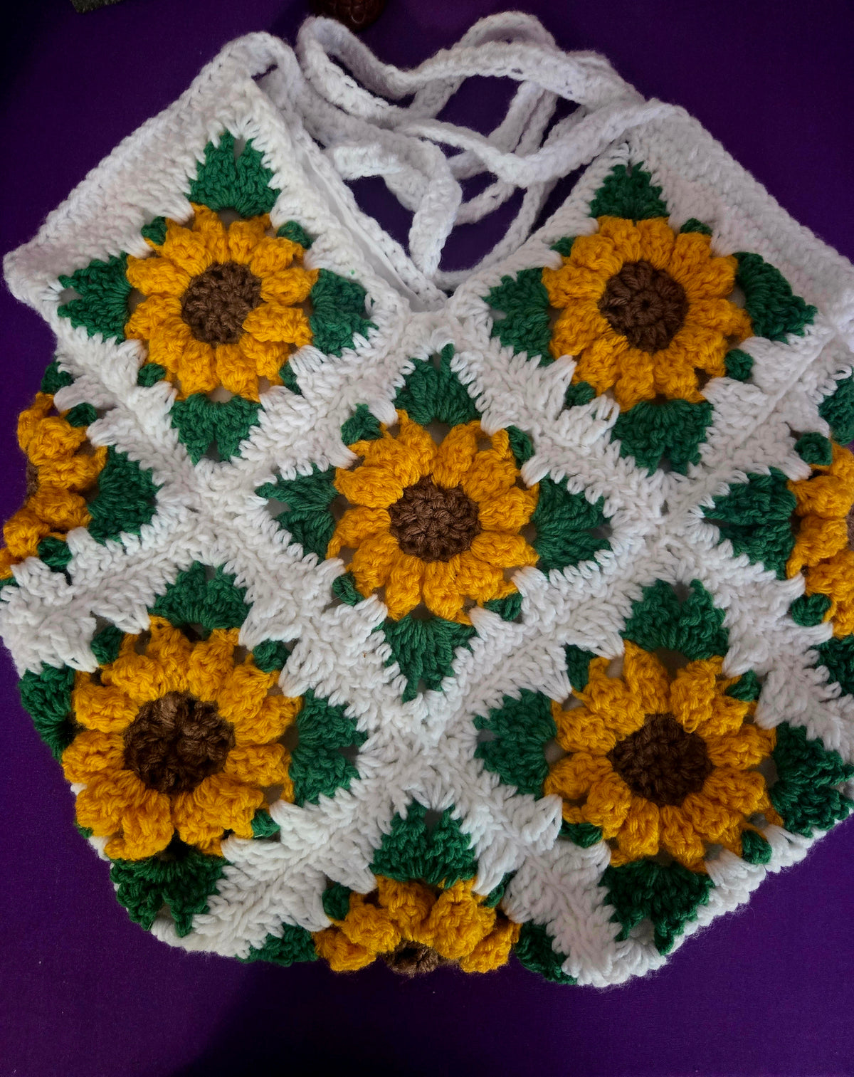 Vibrant Sunflower Field (Crocheted Shoulder Bag)
